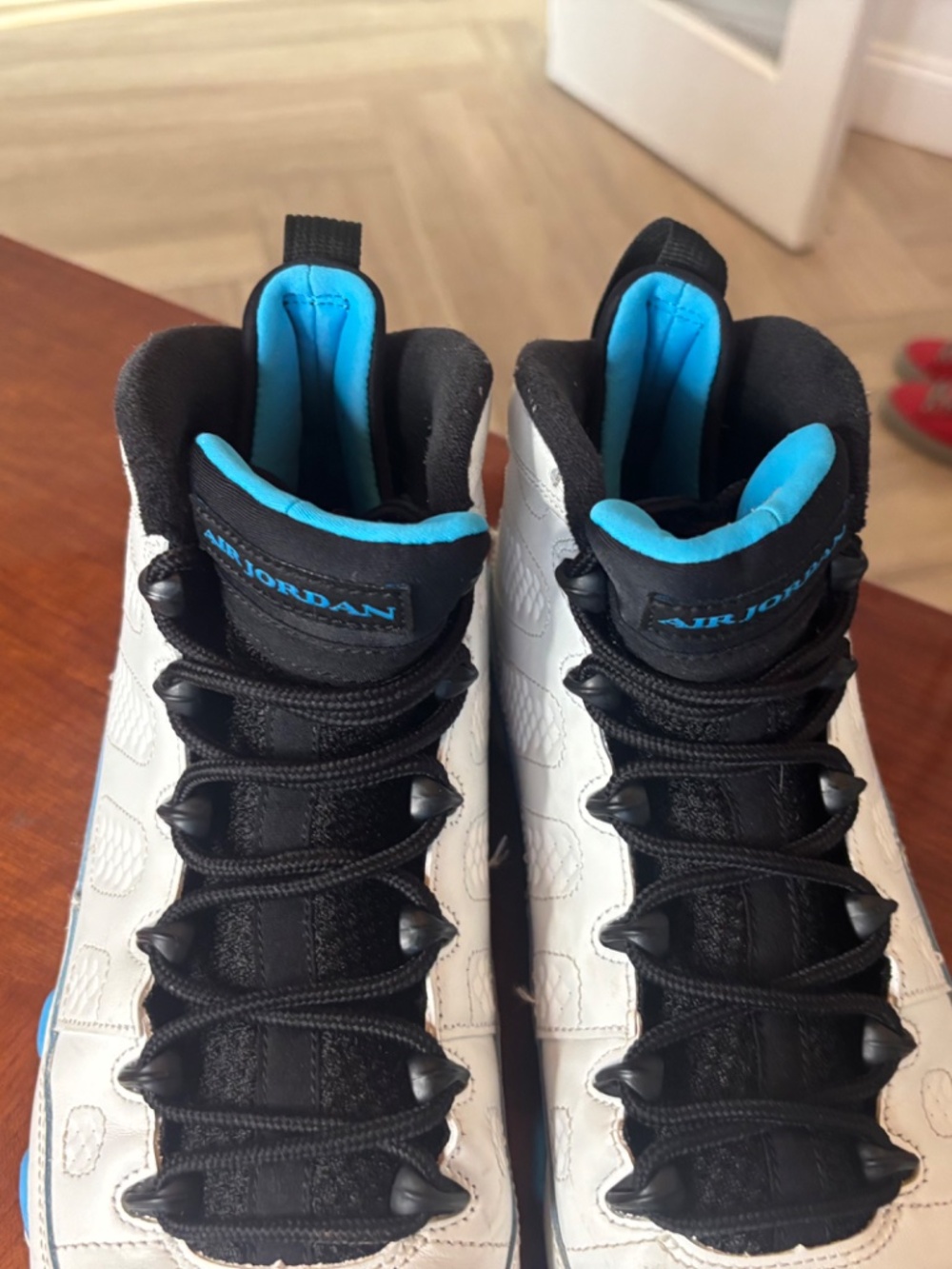 sneakers - Picture 3 of 12
